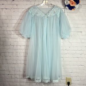 VTG Shadowline robe and gown set